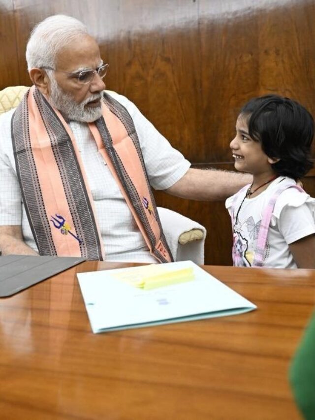 બાળકીએ એવું તો શું કહ્યું કે PM મોદી ખડખડાટ હસી પડ્યાં